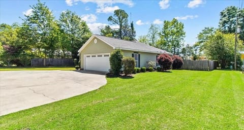 Home in the Heart of Enterprise House in Enterprise