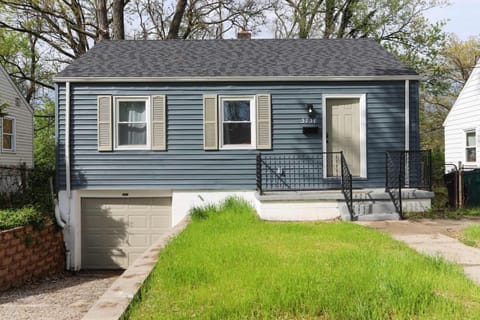 New Charloe Court 3 Bed Family House House in Cincinnati