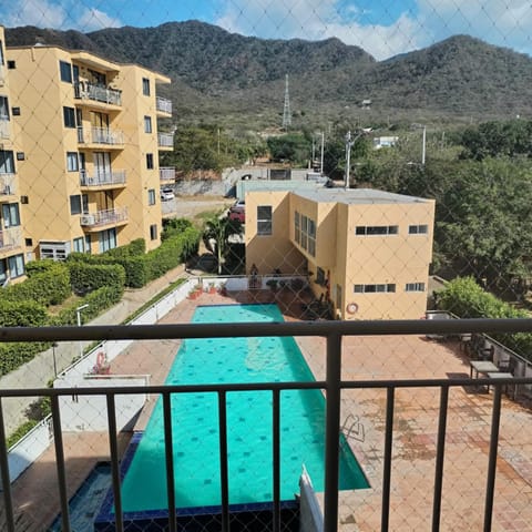 Mountain view, Pool view
