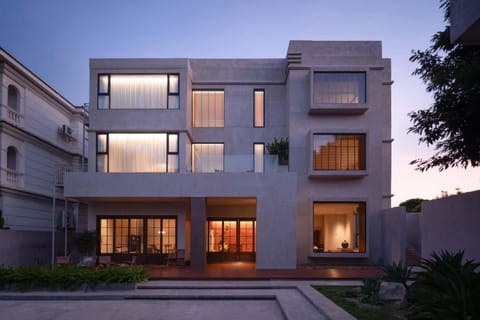 Property building, Day