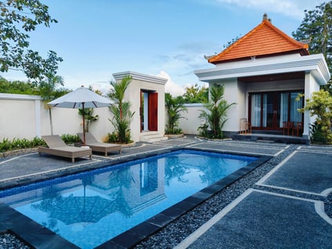 Balcony/Terrace, Swimming pool