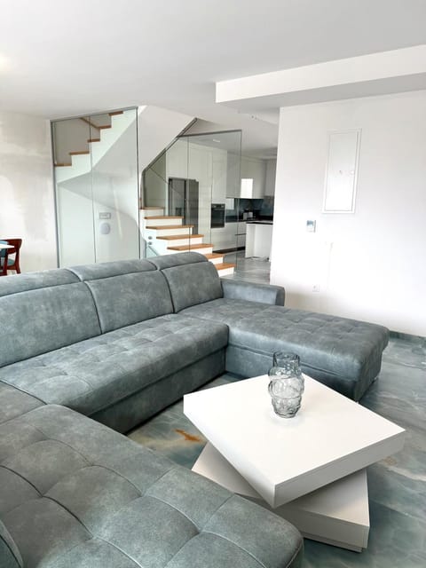 New villa with pool, sea view, Poreč Villa in Poreč