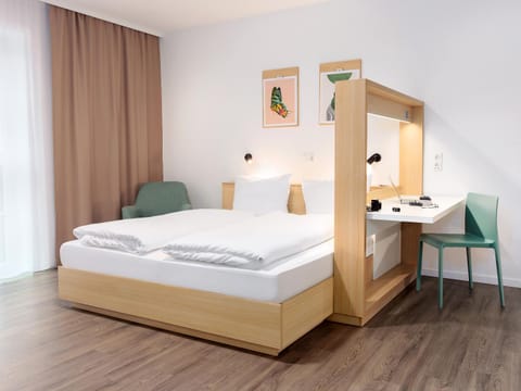 Bed, Photo of the whole room