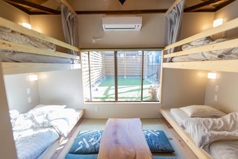 Living room, Photo of the whole room, Bedroom, bunk bed, air conditioner