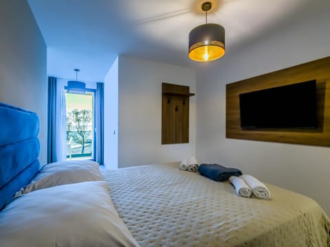 Bed, TV and multimedia, Balcony/Terrace, Bedroom, Sea view