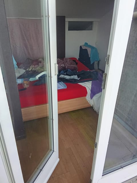 Privat Zimmer in einer Wohnung zu vermieten Vacation rental in Mulhouse