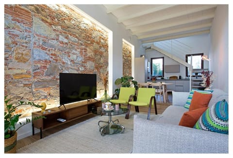 Casa al Fienile, Charming Loft just 500 m from Lucca s Centre House in Capannori