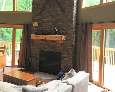 Cozy Vacation Rental for 10 with a Fire Pit in Jim Thorpe, Pennsylvania House in Hickory Run State Park