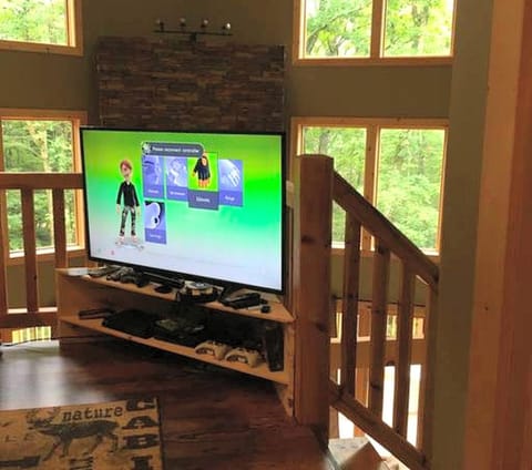 Cozy Vacation Rental for 10 with a Fire Pit in Jim Thorpe, Pennsylvania House in Hickory Run State Park