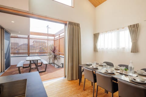 Balcony/Terrace, Balcony/Terrace, Dining area