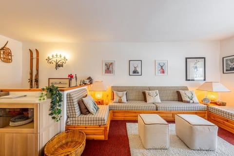 Living room, furniture