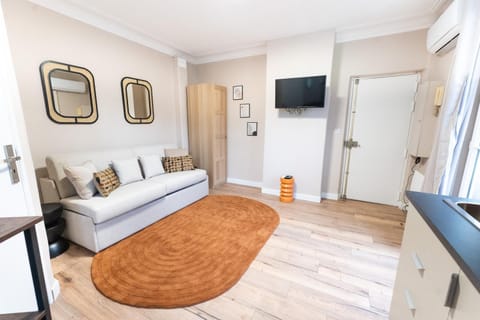 TV and multimedia, Living room