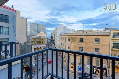 Sliema 1BR Gem, Prime Location & Balcony Views by 360 Estates Apartment in Sliema