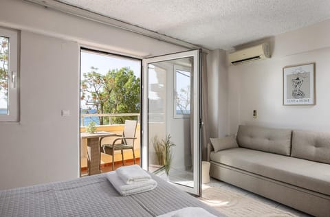 Bed, View (from property/room), Bedroom, air conditioner