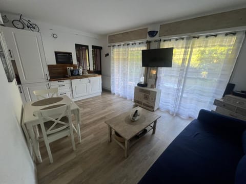 Beau 2 pièces avec jardin Apartment in Menton