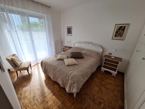 Bed, Balcony/Terrace, Balcony/Terrace, Bedroom