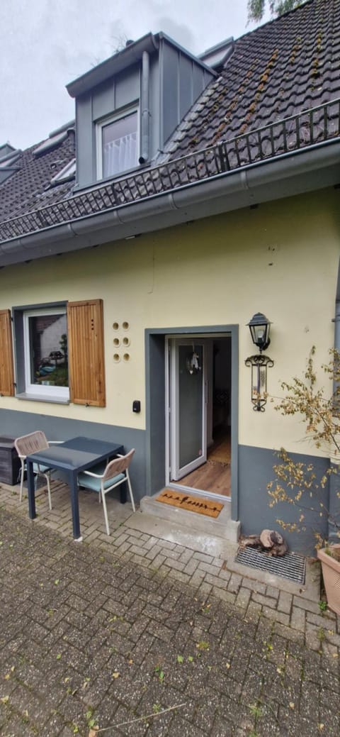 Property building, Facade/entrance, Spring, Day, Seating area, Hiking, Breakfast, Time of day