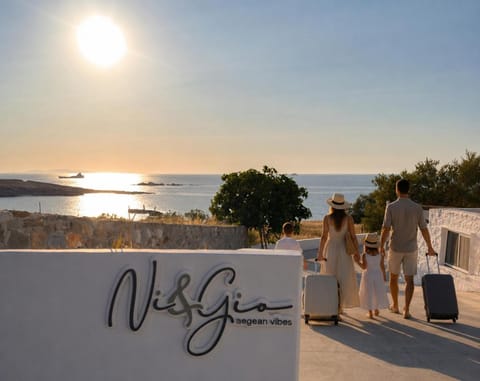 Facade/entrance, Sea view, Sunset