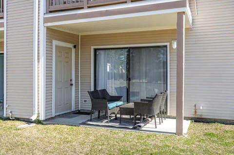 Patio, View (from property/room), Balcony/Terrace