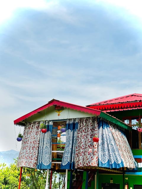 Property building, Day