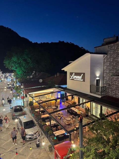 Facade/entrance, City view, Mountain view, Quiet street view