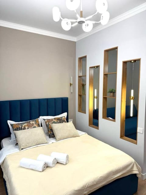 Facade/entrance, Bed, Bedroom, towels