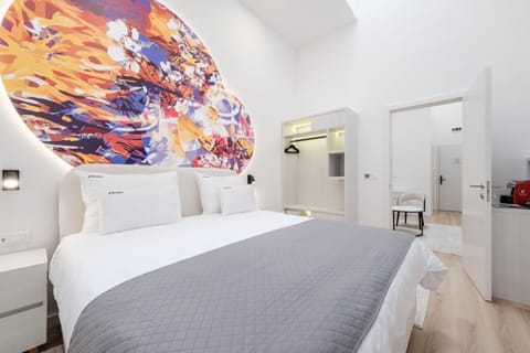 Bed, Photo of the whole room, Bedroom, wardrobe