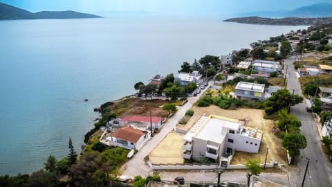 Natural landscape, Sea view, Location