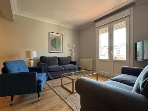TV and multimedia, Seating area