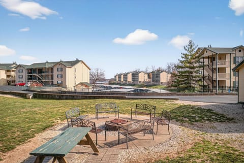 BRISTOL BAY 369 House in Village Four Seasons