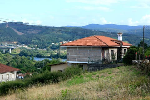 Property building, Day, Natural landscape, Mountain view