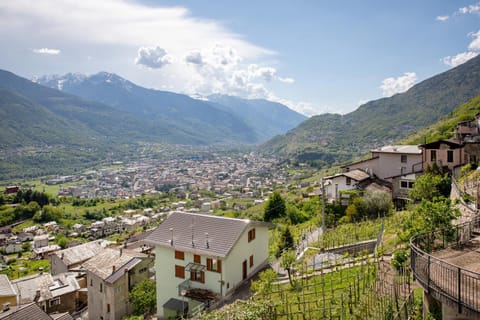 Mansarda a Ca' Leuscc Apartment in Province of Brescia