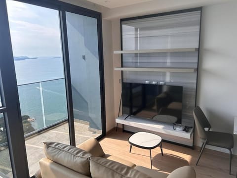 Living room, Sea view