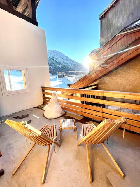 Patio, Natural landscape, View (from property/room), Balcony/Terrace, Mountain view