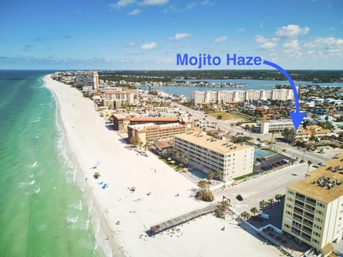 Mojito Haze beach retreat House in North Redington Beach