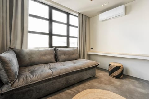 Urban Touch Studios Apartment in Thessaloniki