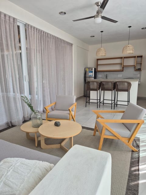 Kitchen or kitchenette, Living room, Dining area