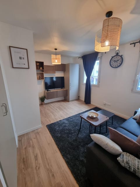 Le COSY 2 de disneyland paris Apartment in Bussy-Saint-Georges