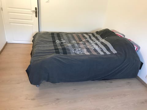 STUDIO à ROUILLON Apartment in Le Mans