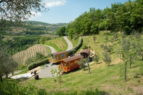 Agriturismo La Rovere - I Carrozzoni Gitani Farm Stay in Liguria