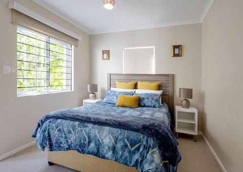 Whale - a - While Apartment in Hermanus