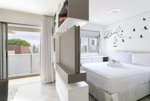 Bed, Living room, Photo of the whole room, Bedroom, towels