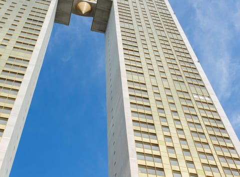 Property building, Day