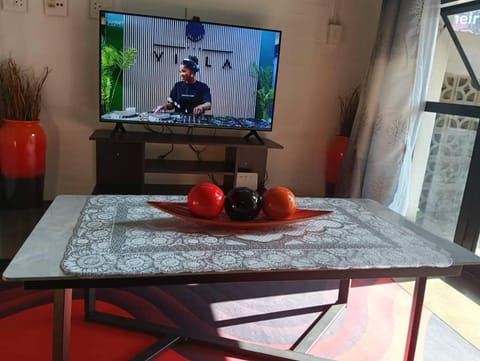 Communal lounge/ TV room, TV and multimedia