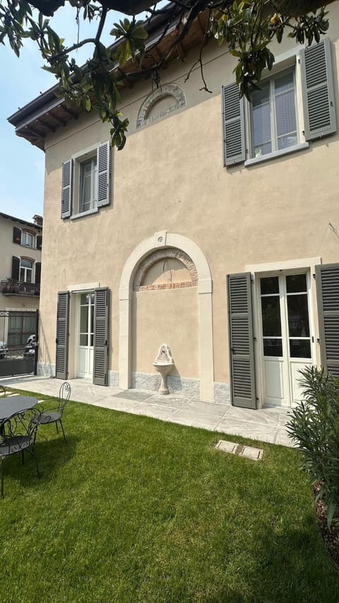 Il Giardino - Holiday lake home House in Iseo