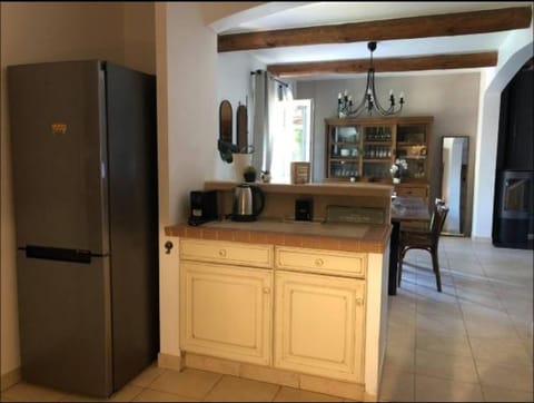 Maison avec Studio indépendant Villa in L'Isle-sur-la-Sorgue