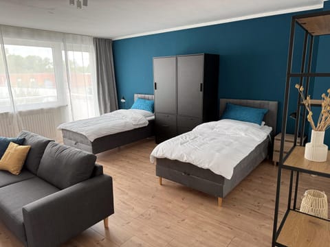 Bed, Photo of the whole room, Seating area, Bedroom