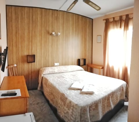 Hostal Cristina Bed and Breakfast in Dénia