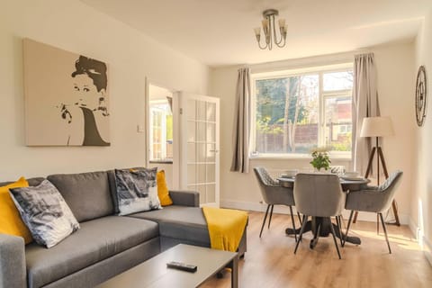 Cozy House House in Prestwich