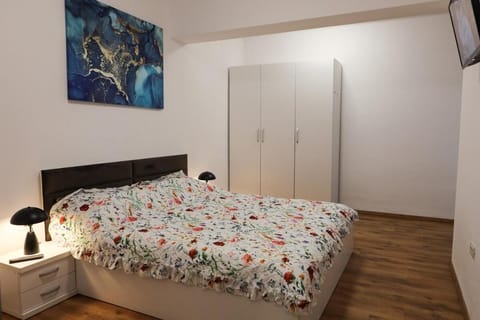 Bed, wardrobe